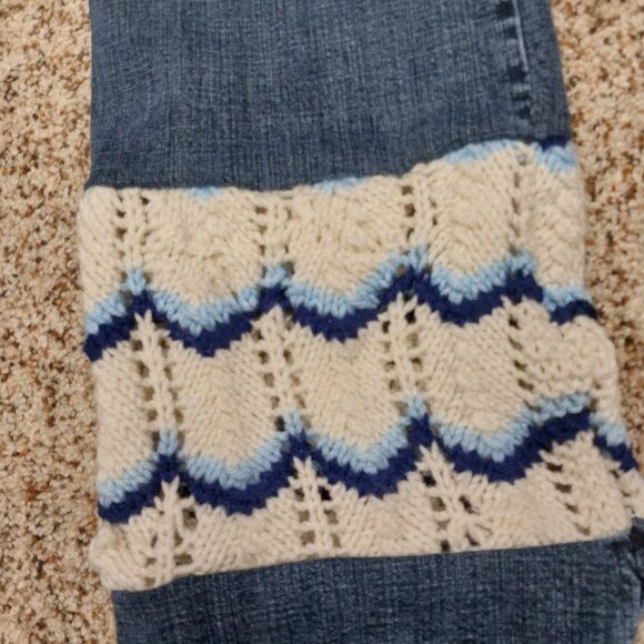 2980 Size 18W Lee Riders No Gap Waistband Crochet Trim Flare Leg Jeans - Picture 2 of 5